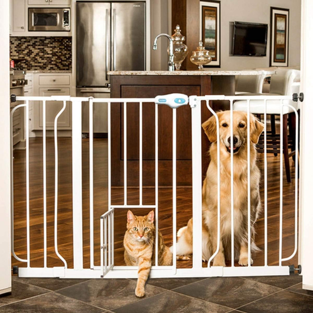 916039 Extra Wide Walk Through Gate with Pet Door
