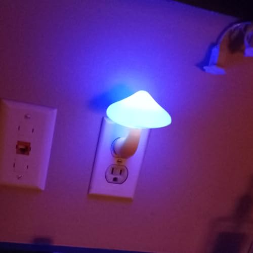 AUSAYE 5Pack Sensor LED Night Light Plug in Mushroom Lamp for Bedroom G797882