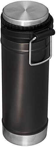 Stanley Travel Mug with Integrated Handle J297