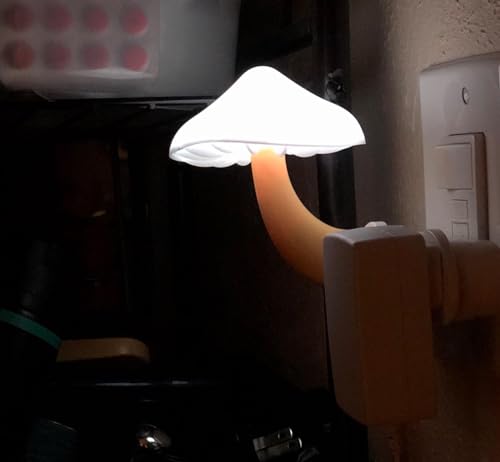 AUSAYE 5Pack Sensor LED Night Light Plug in Mushroom Lamp for Bedroom G797882