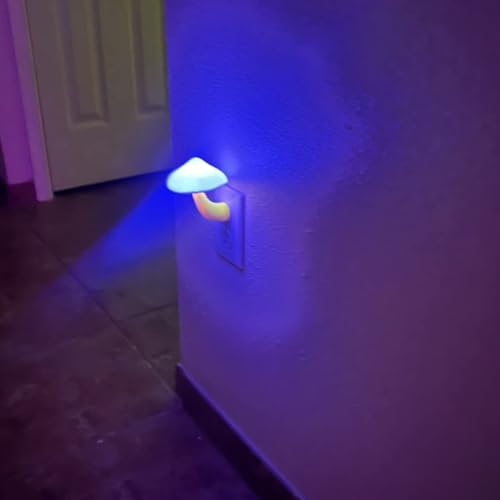 AUSAYE 5Pack Sensor LED Night Light Plug in Mushroom Lamp for Bedroom G797882
