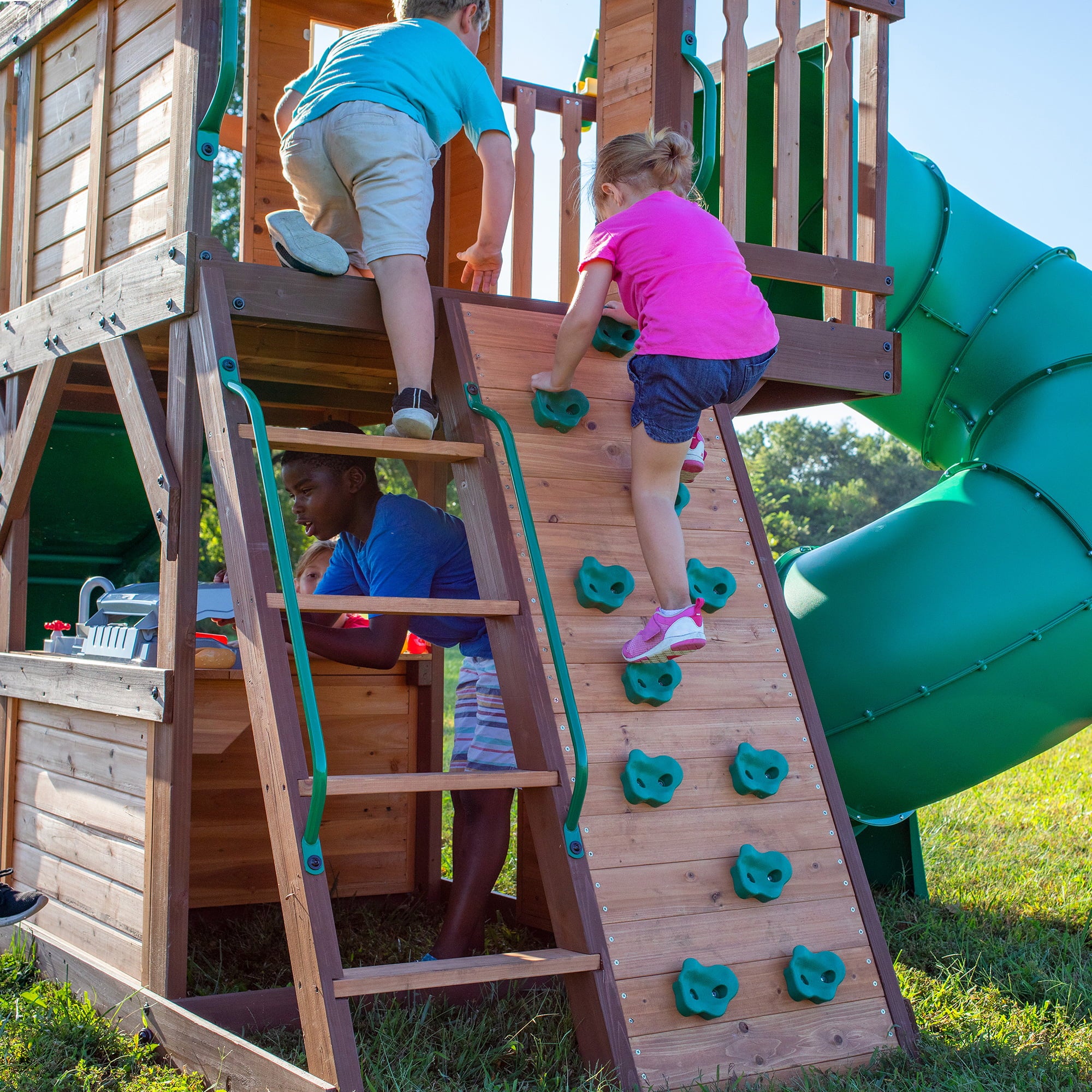 Backyard Discovery Cedar Cove Swing Set T431