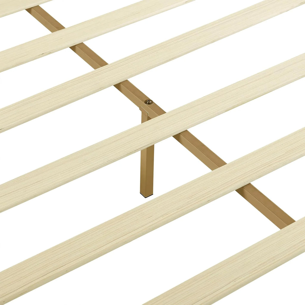 Classic Bamboo Queen Platform Bed Frame with Headboard G418582