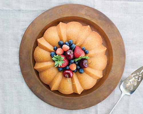 Nordic Ware Pro Cast Original Bundt Pan, 12 Cup, Bronze E3812