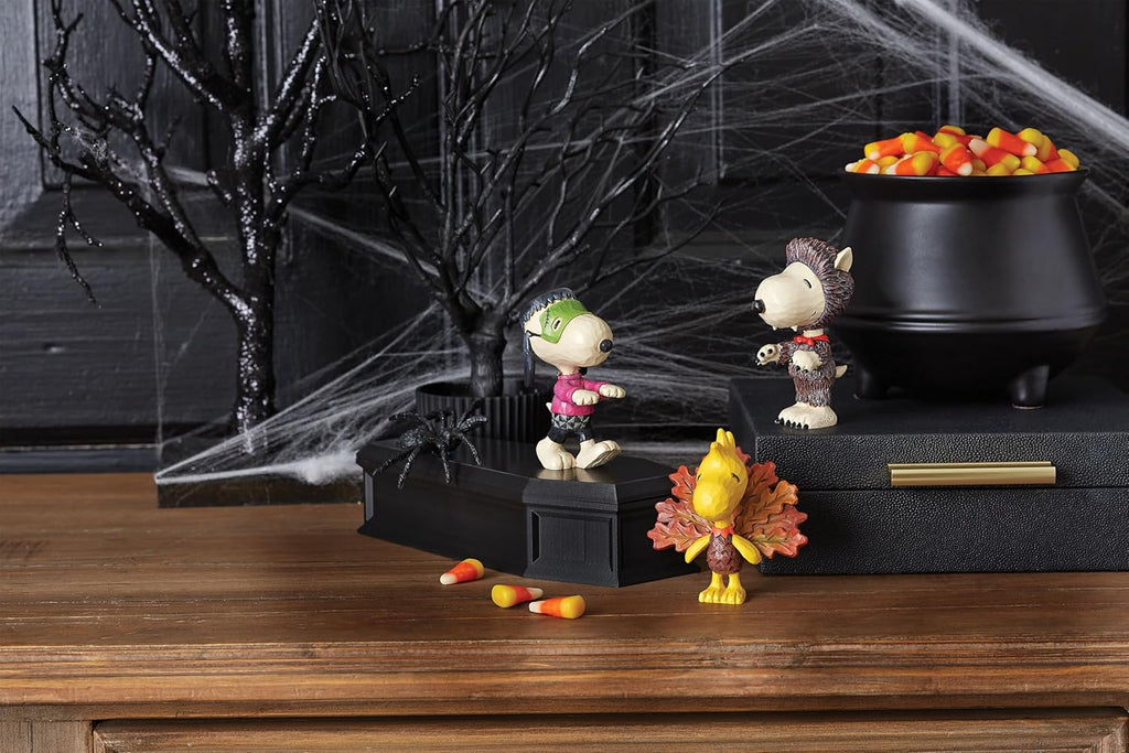 Enesco Peanuts Jim Shore Snoopy Werewolf Halloween Figurine, 3.54 Inch A512435