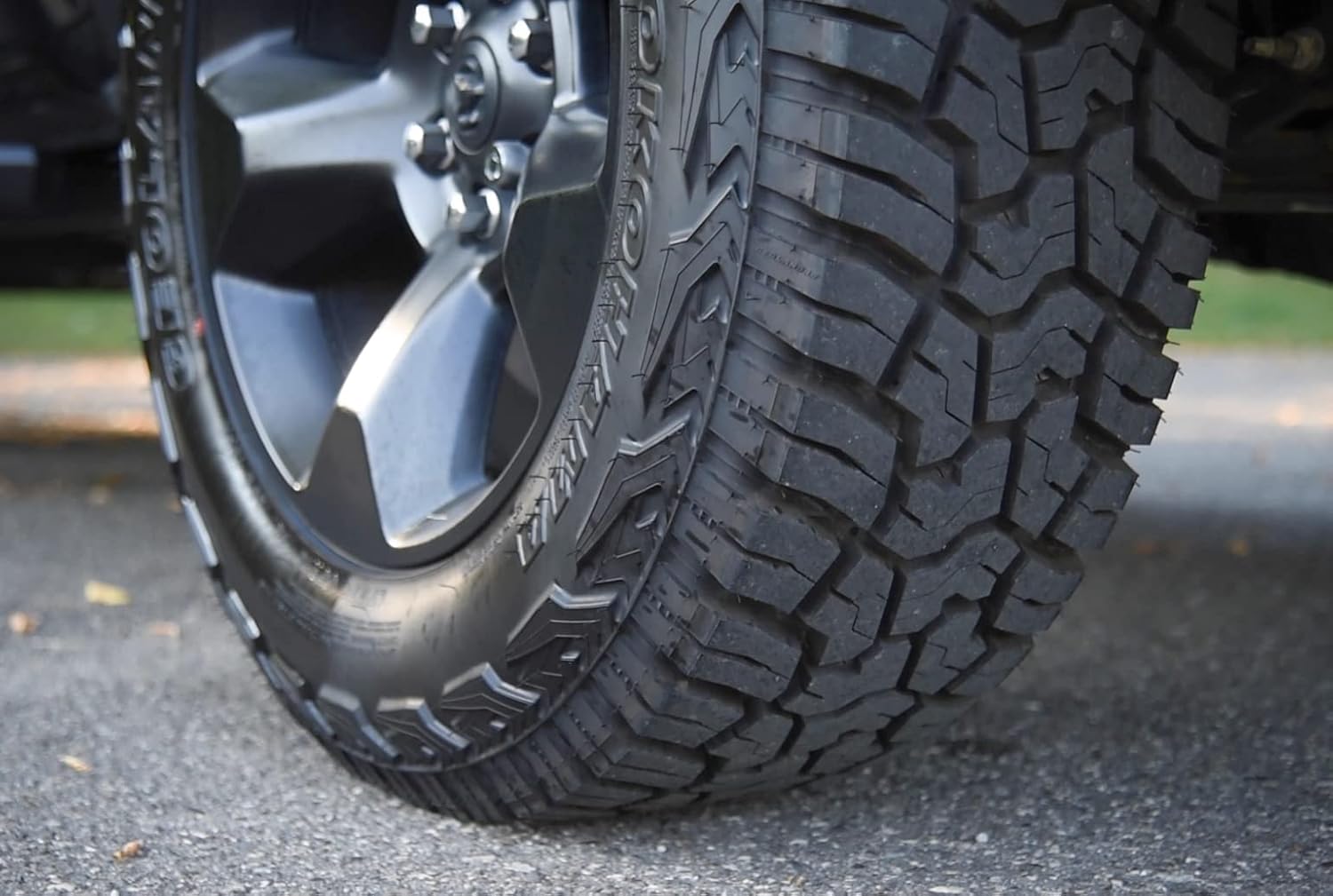 Yokohama Geolandar X-AT All Terrain 265/70R16 116T XL Light Truck Tire G725522