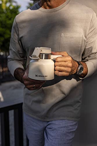 Stanley Admiral's Mug 20 oz Insulated Stainless Steel Coffee Cup with Flip Lid, Cream Gloss E926463