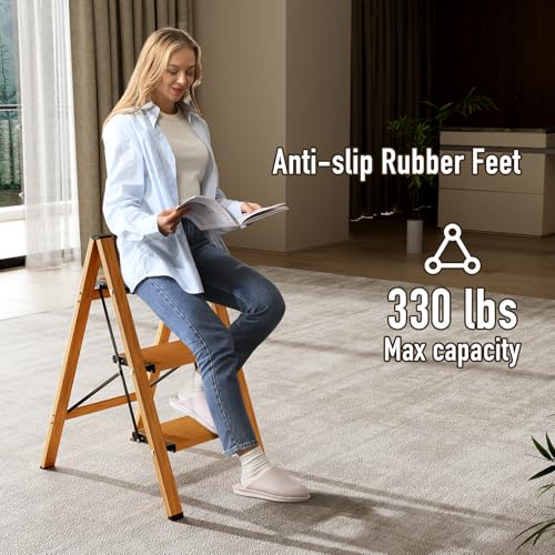 2 Step Lightweight Aluminum Folding Ladder with Anti-Slip Pedals, 330 lbs Capacity D5199